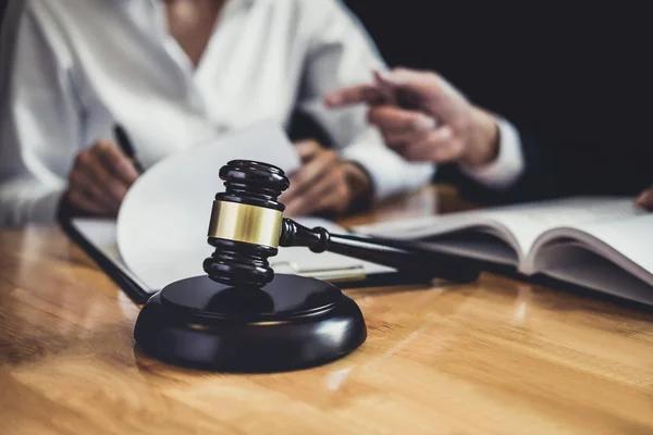 The Ultimate Breakdown of Real Estate Law Services for Clients