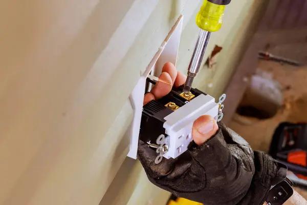 Residential Electrical Repairs in Vancouver Done Right