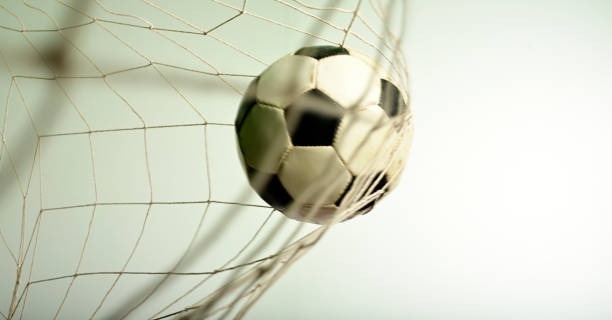 Find High-Quality Football Designs Through DLS Kits