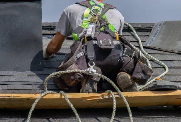 Improve Your Property with a Trusted Roofing Contractor Largo